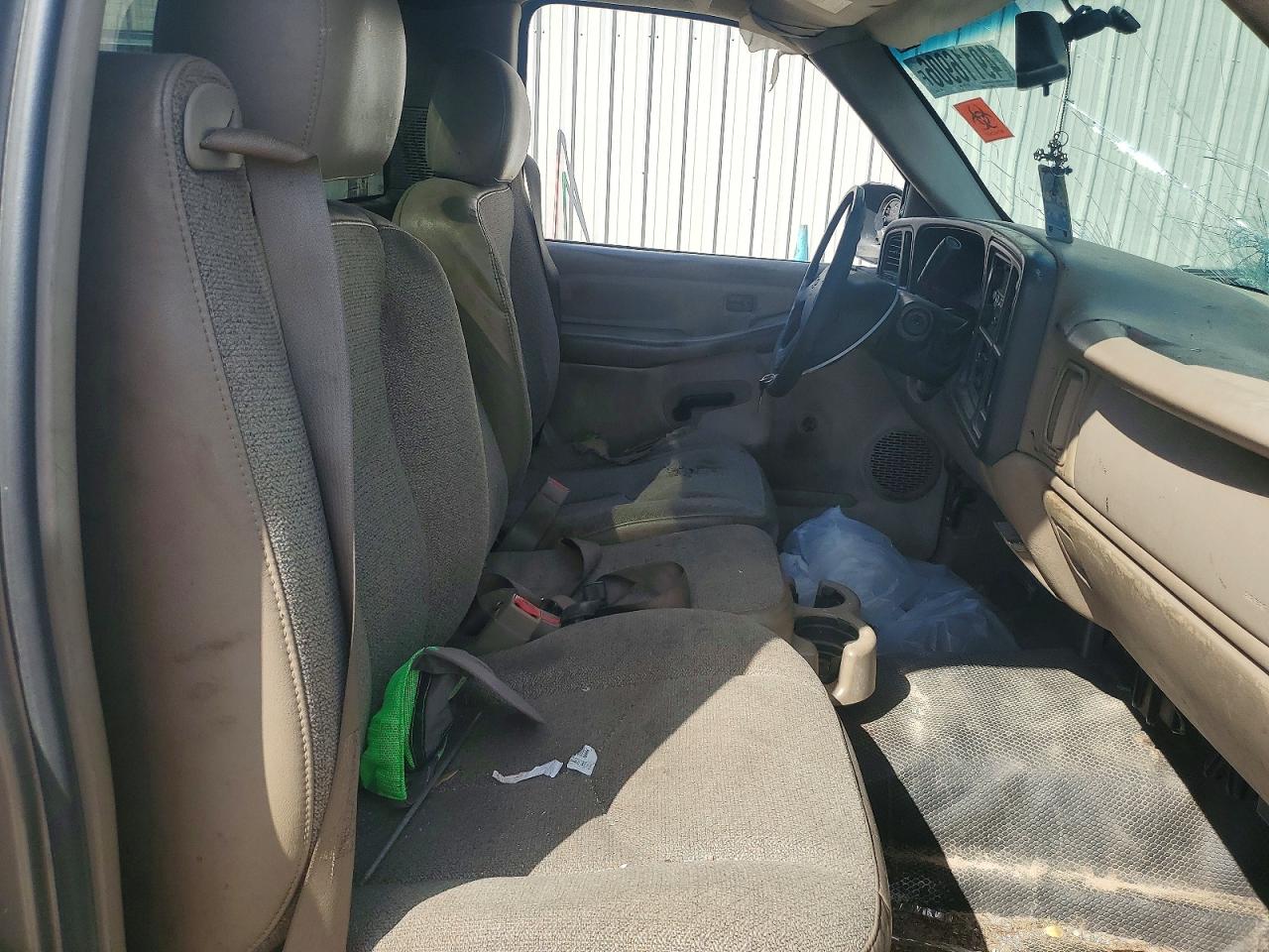 2003 CHEVROLET SILVERADO C1500 photo 19