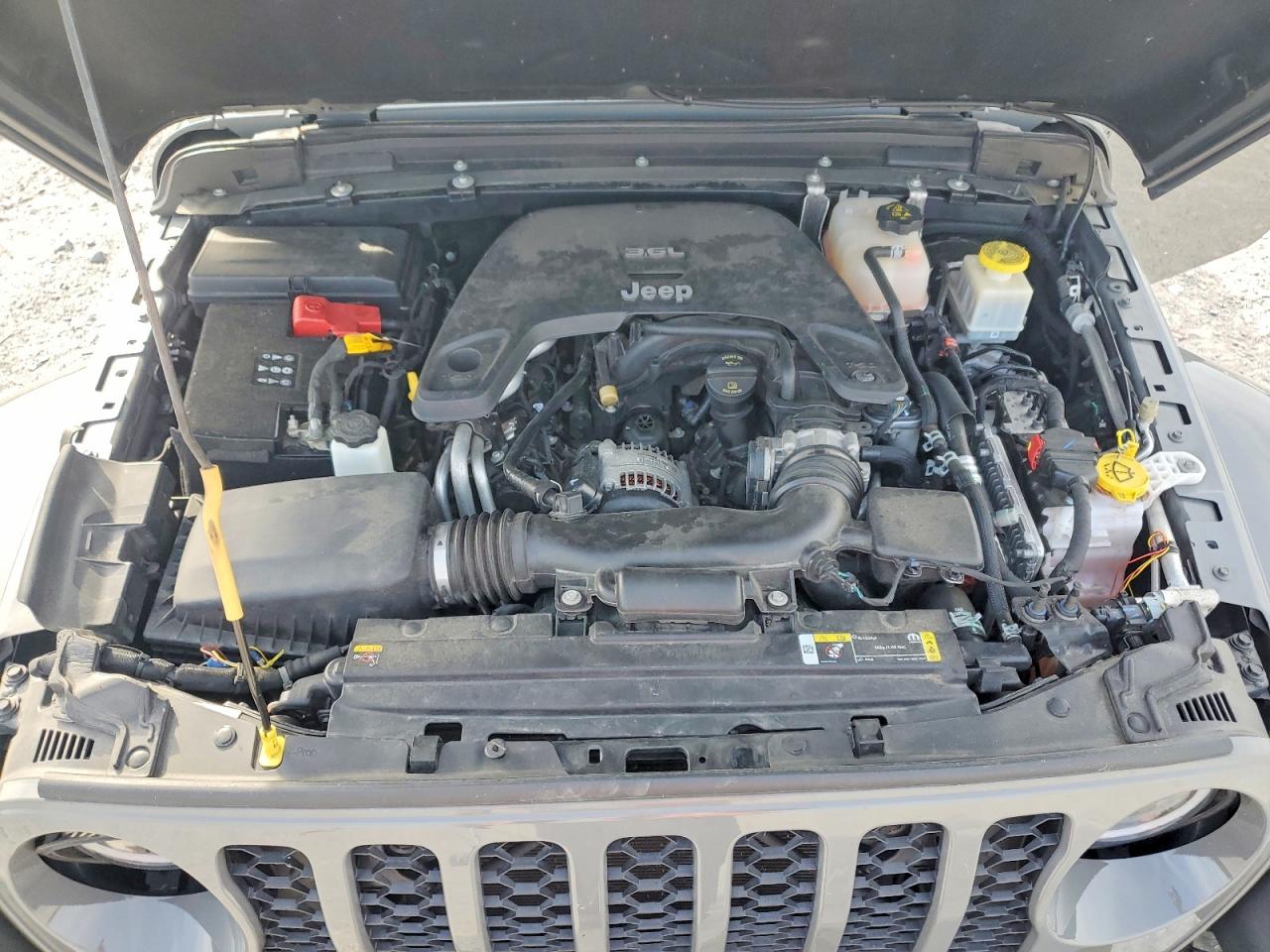 2021 JEEP GLADIATOR SPORT photo 21