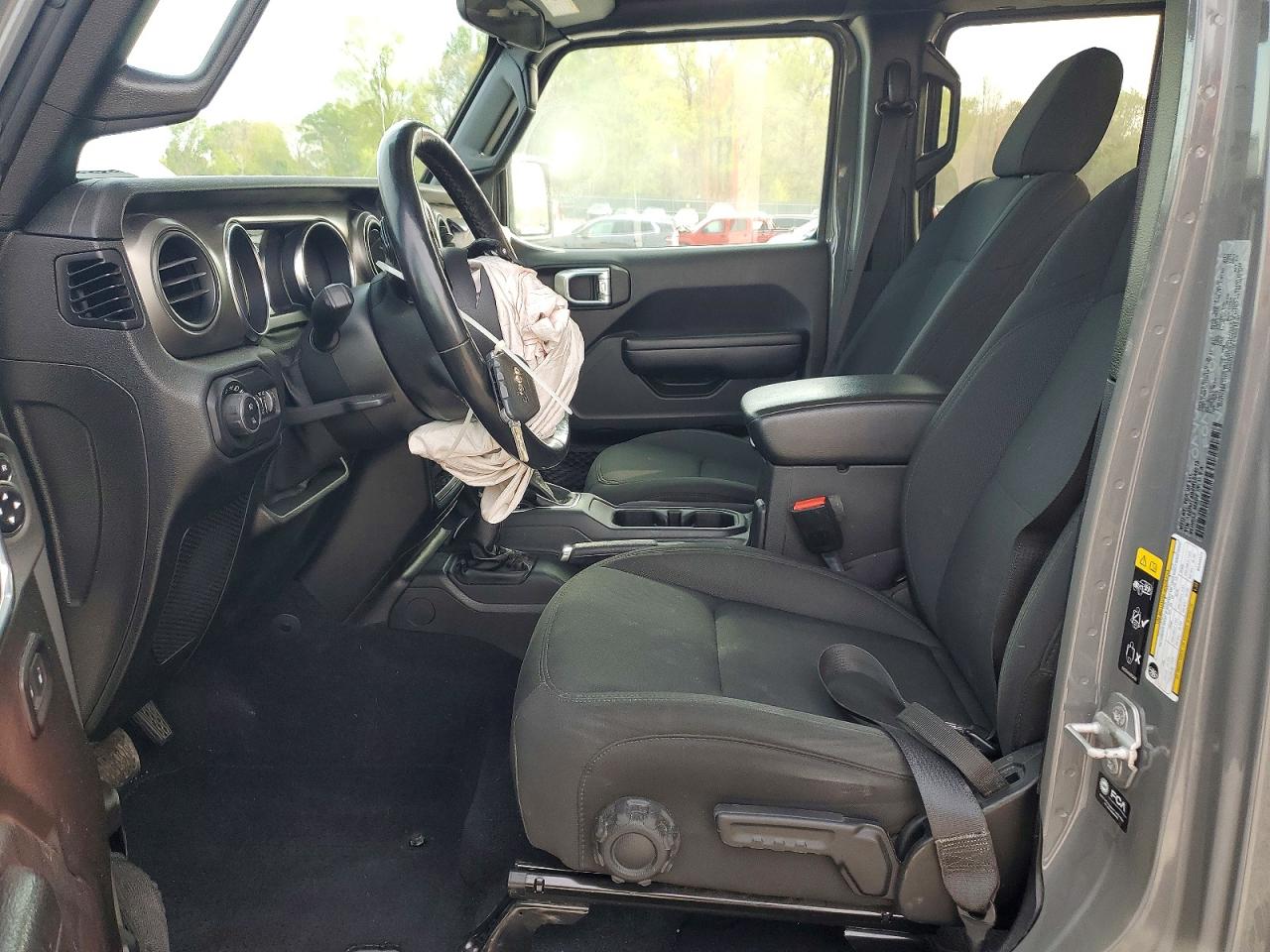 2021 JEEP GLADIATOR SPORT photo 13