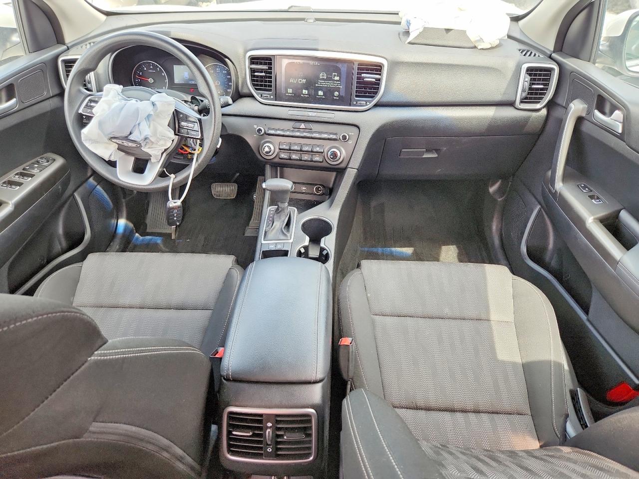 2020 KIA SPORTAGE LX photo 22