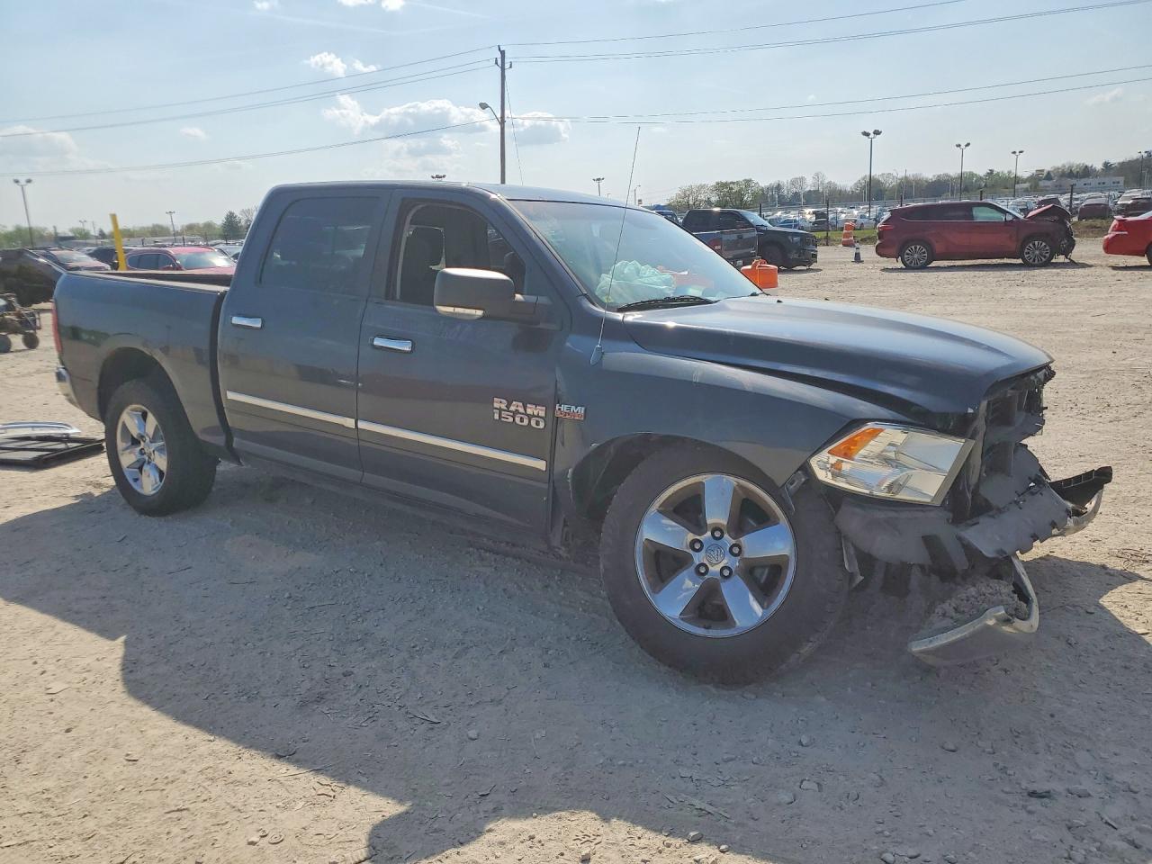 2013 RAM 1500 SLT photo 7