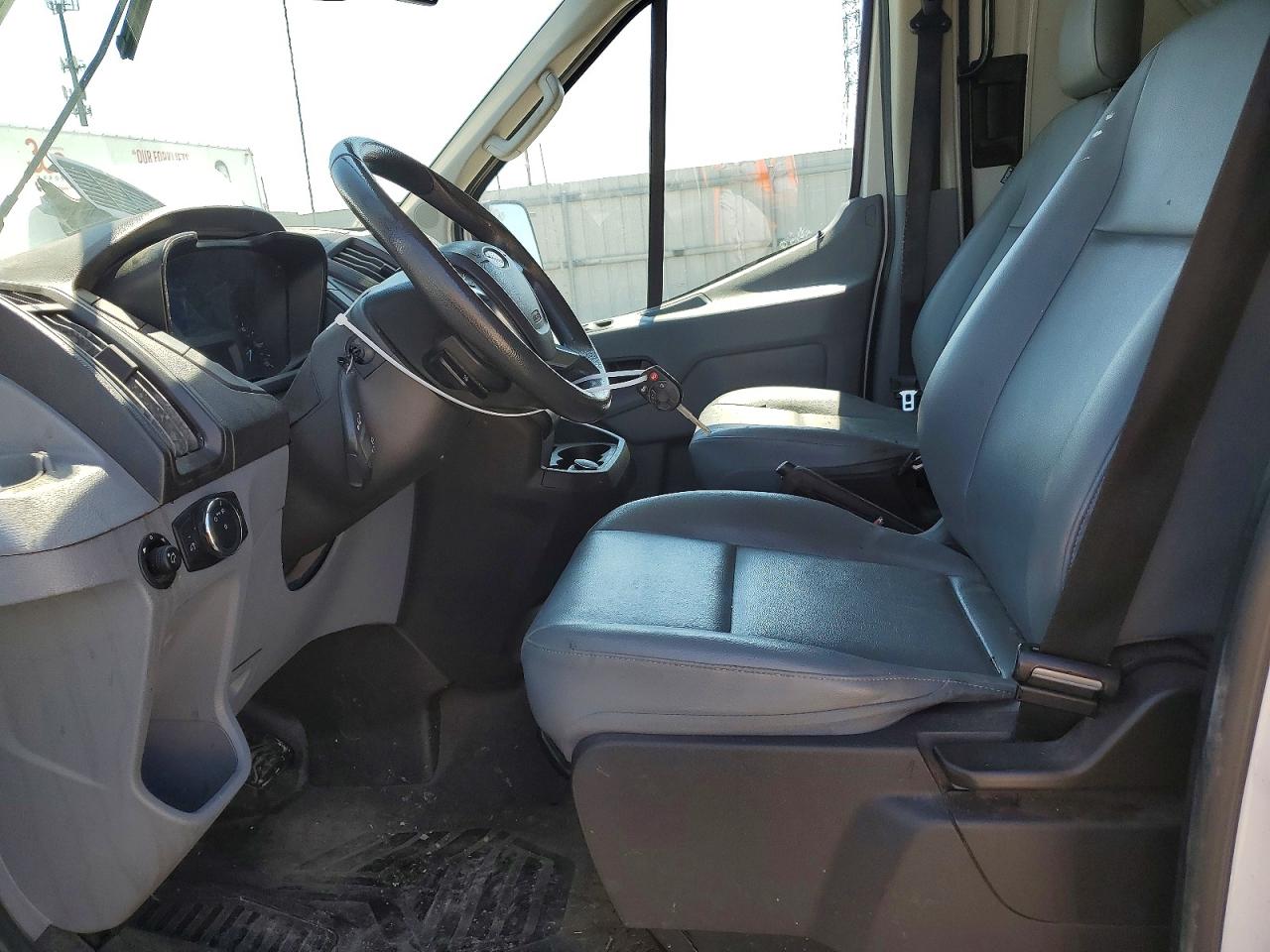 2017 FORD TRANSIT T-250 photo 19