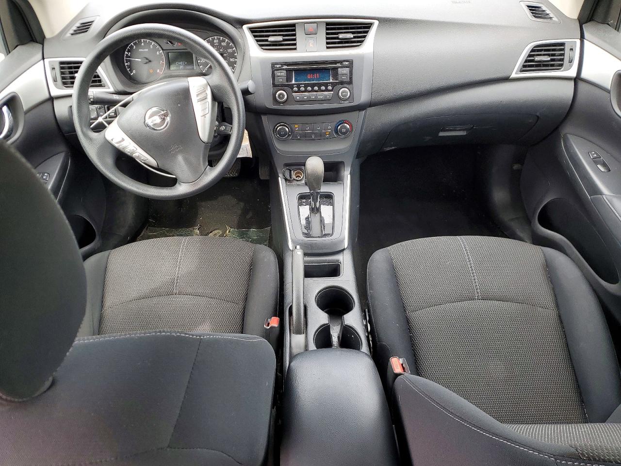 2016 NISSAN SENTRA S photo 8