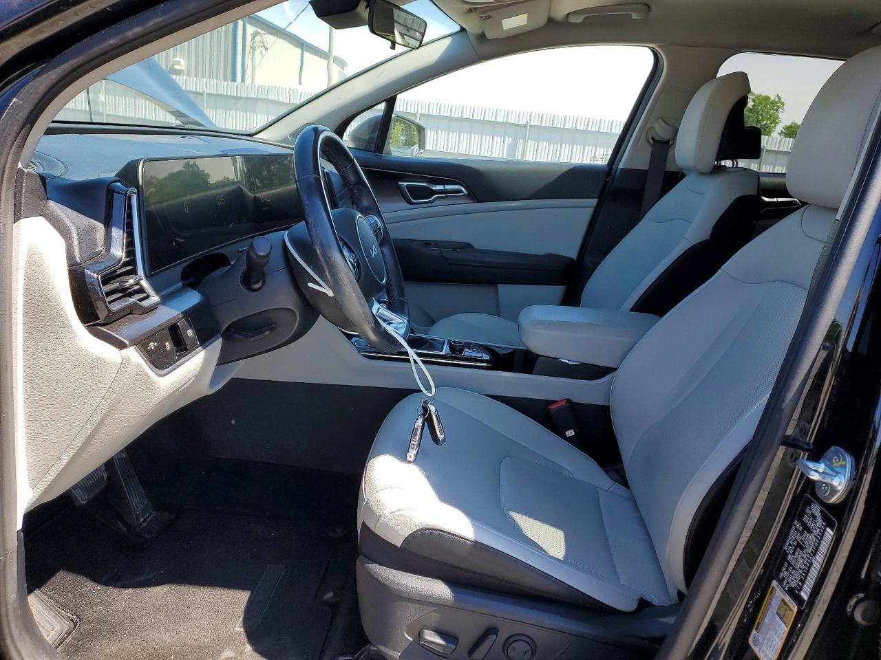 2023 KIA SPORTAGE EX photo 13