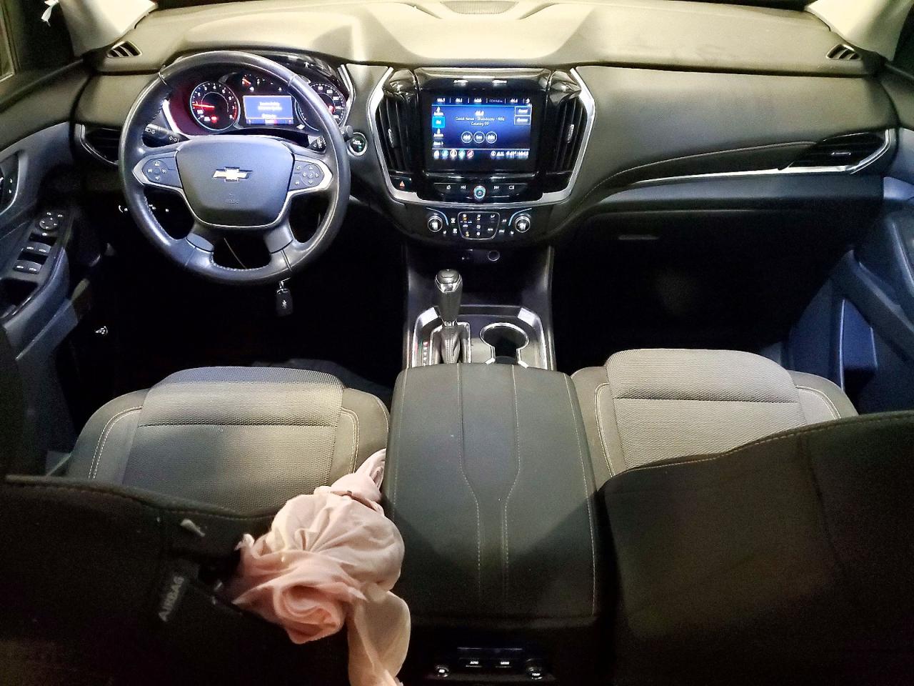 2020 CHEVROLET TRAVERSE LT photo 8