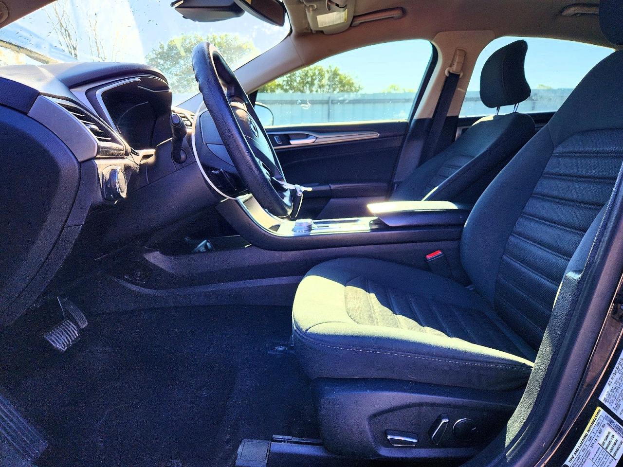 2019 FORD FUSION SE photo 7