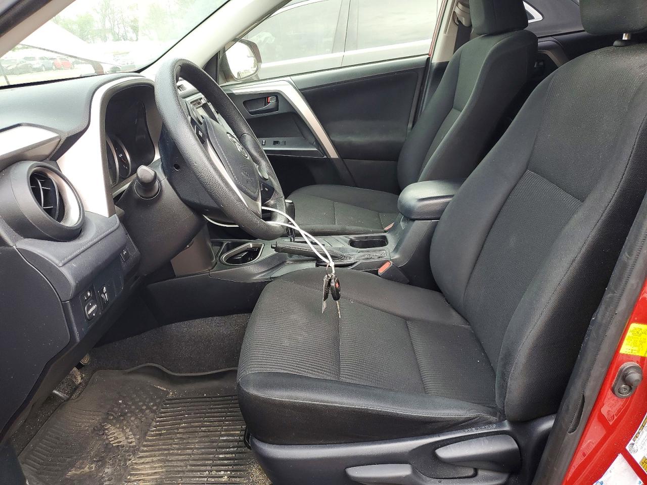 2016 TOYOTA RAV4 LE photo 7
