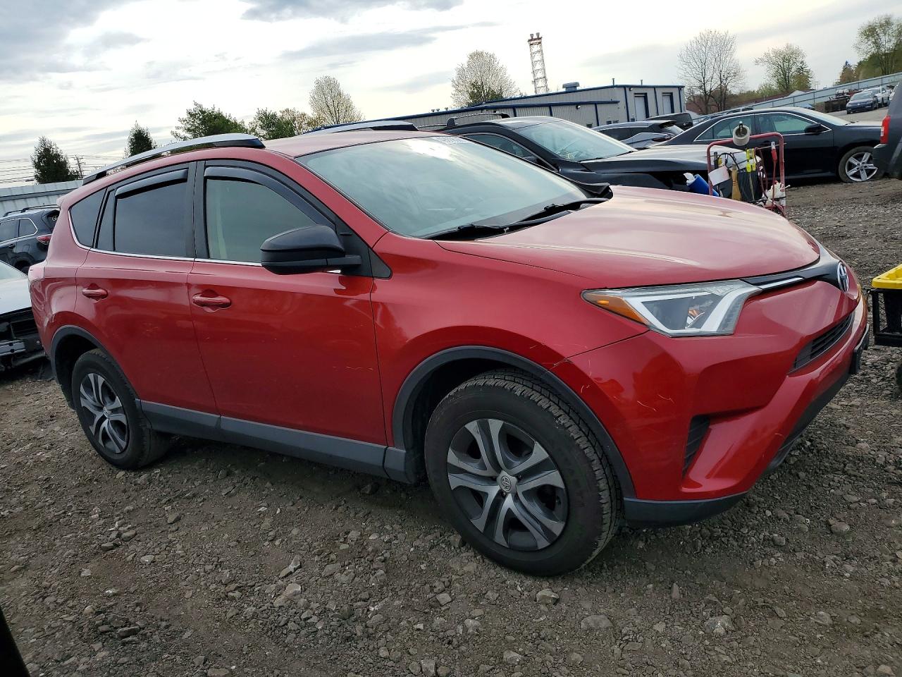 2016 TOYOTA RAV4 LE photo 4