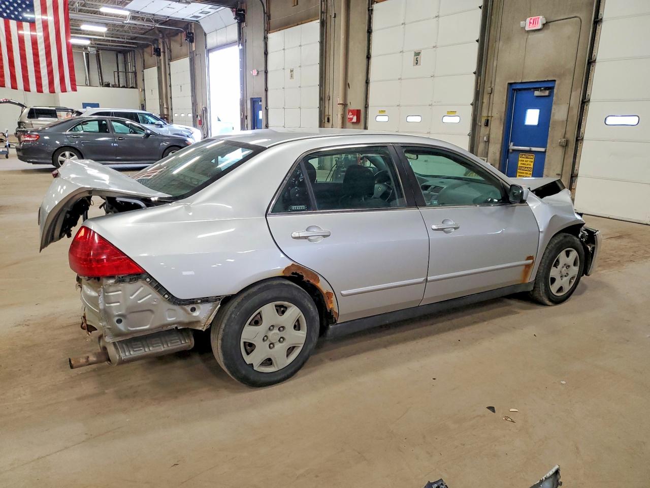 2006 HONDA ACCORD LX photo 7