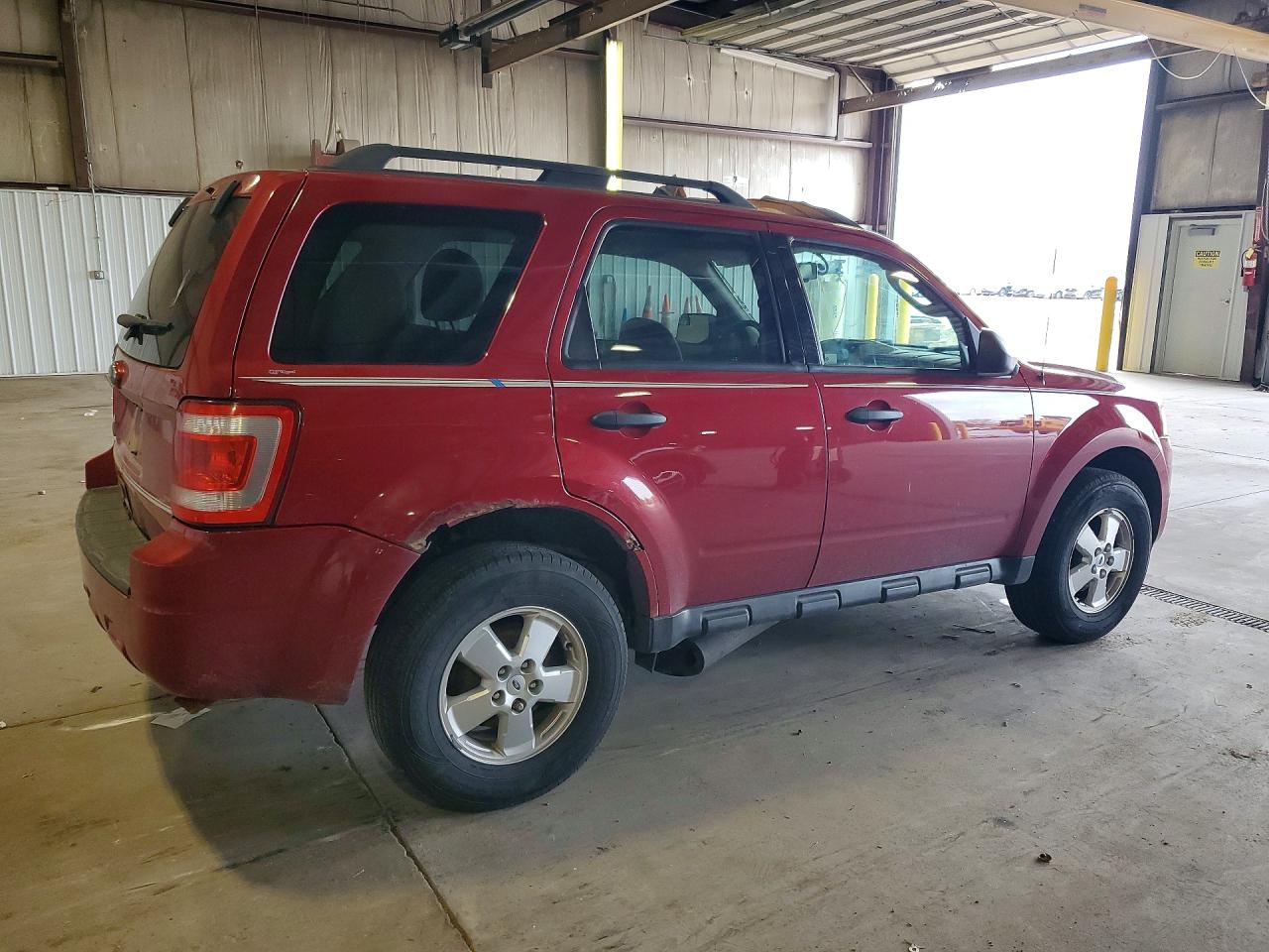 2011 FORD ESCAPE XLT photo 5