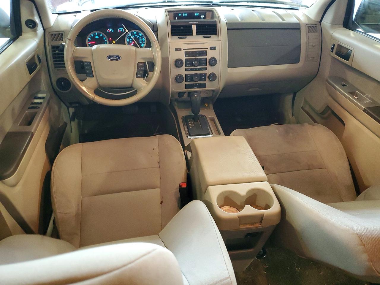2011 FORD ESCAPE XLT photo 13