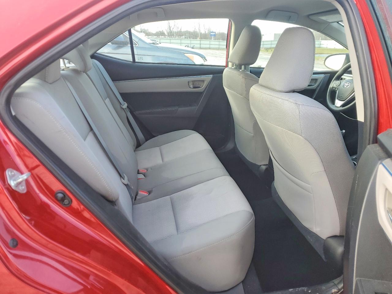 2014 TOYOTA COROLLA LE photo 10
