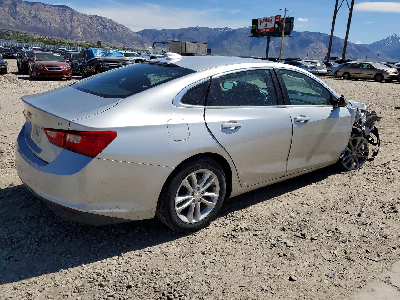 2016 CHEVROLET MALIBU LT photo 5