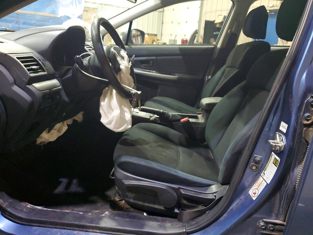 2016 SUBARU IMPREZA photo 13
