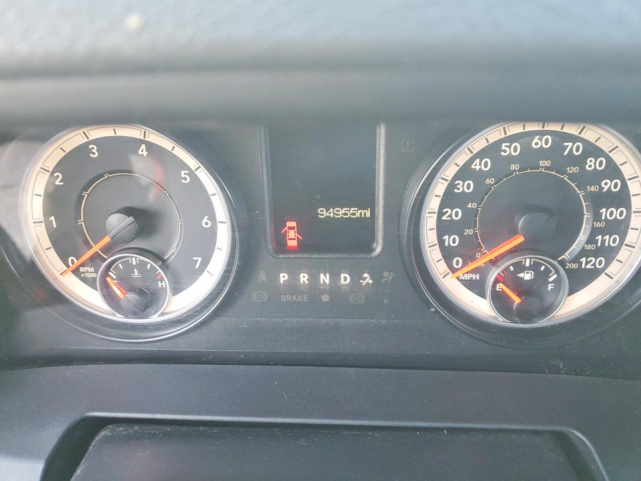 2016 RAM 1500 photo 25