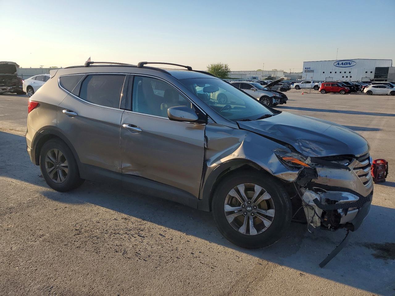 2016 HYUNDAI SANTA FE SPORT 2.4L photo 10
