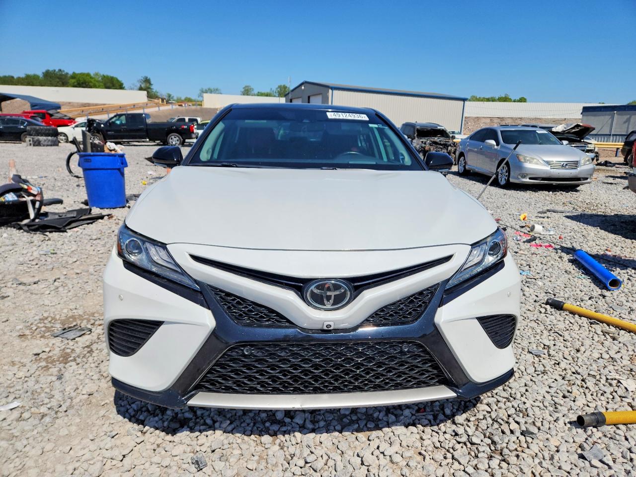 2019 TOYOTA CAMRY XSE photo 9
