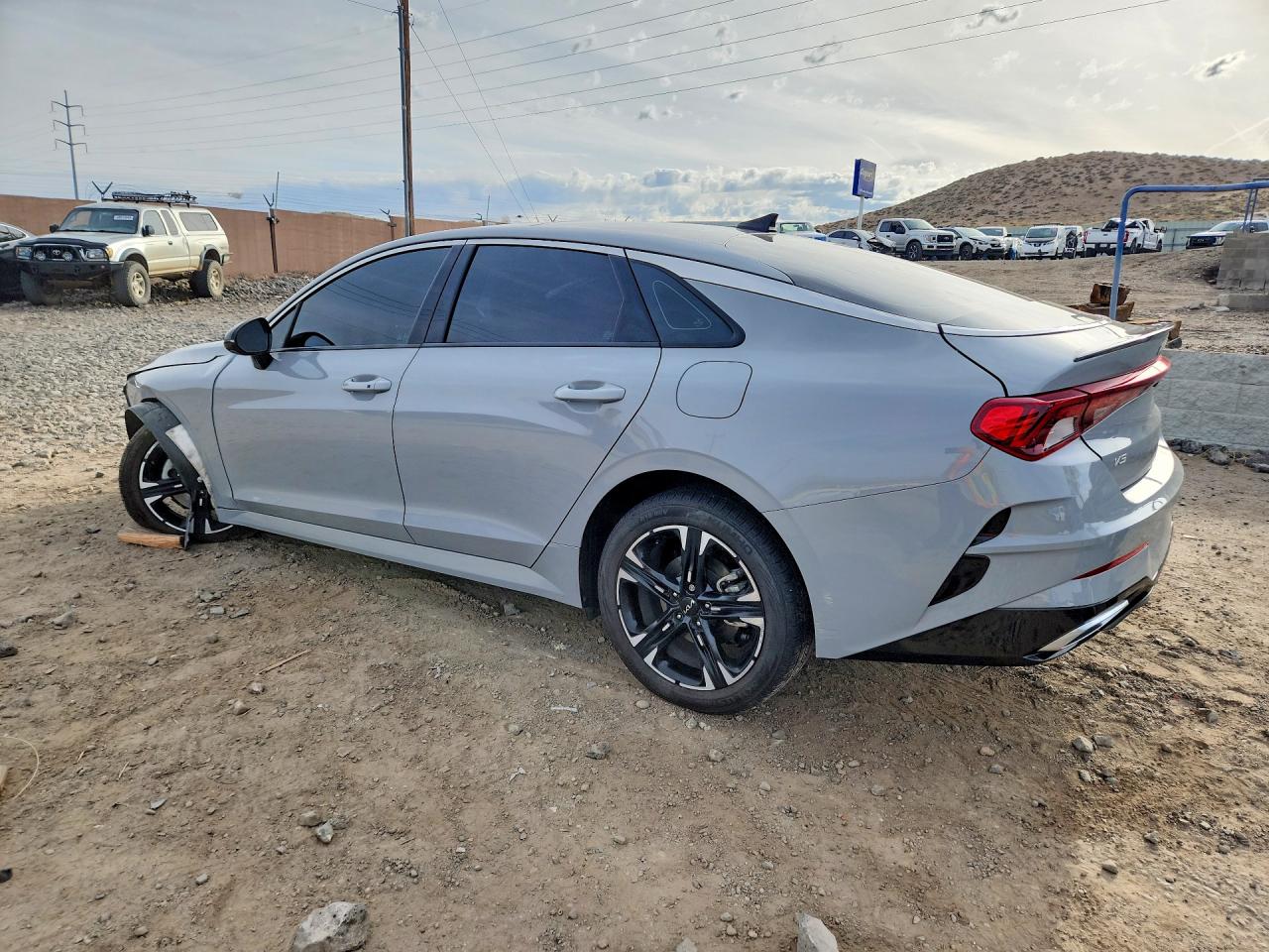 2023 KIA K5 GT-LINE photo 3
