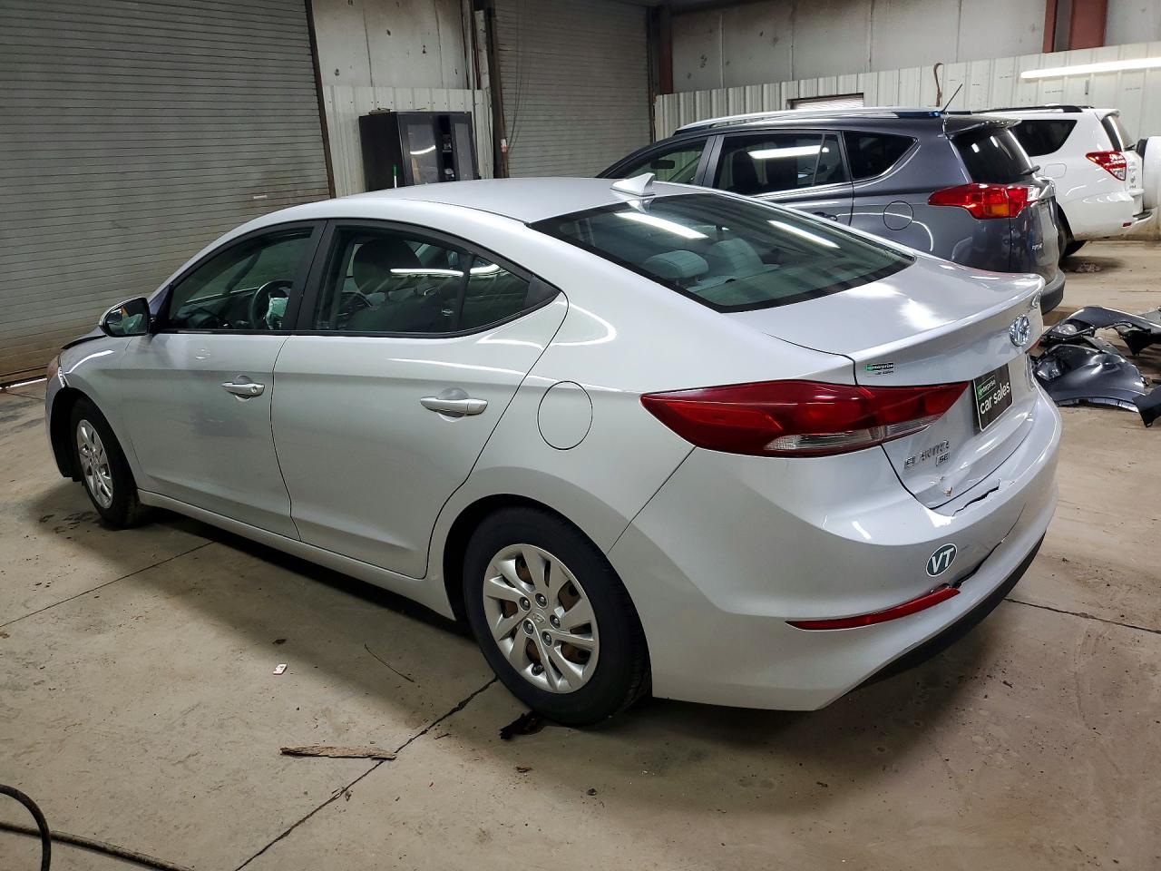 2017 HYUNDAI ELANTRA SE photo 3