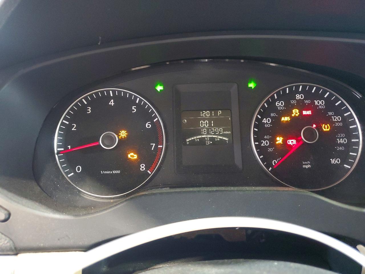 2013 VOLKSWAGEN JETTA SE photo 25