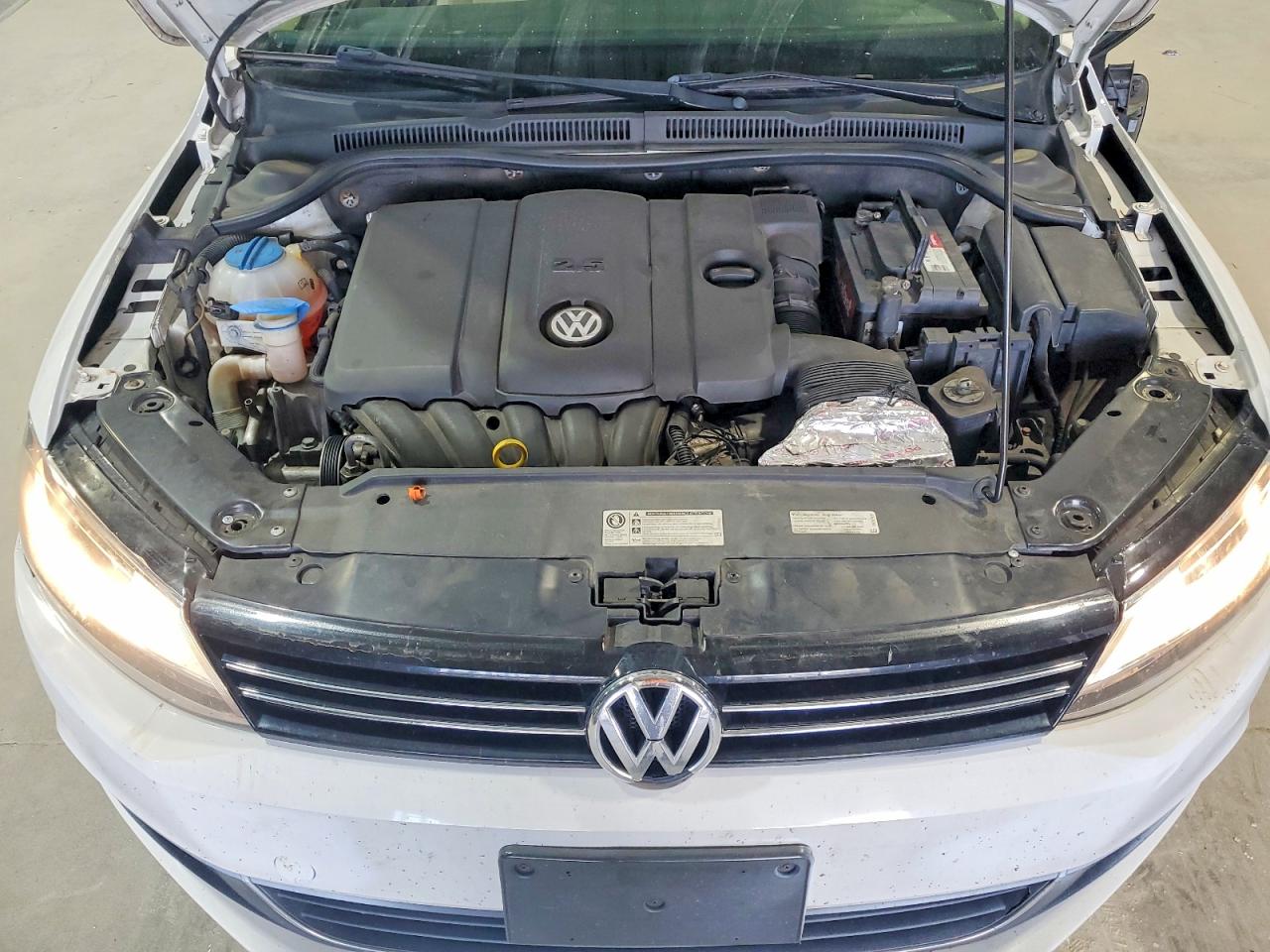 2013 VOLKSWAGEN JETTA SE photo 31