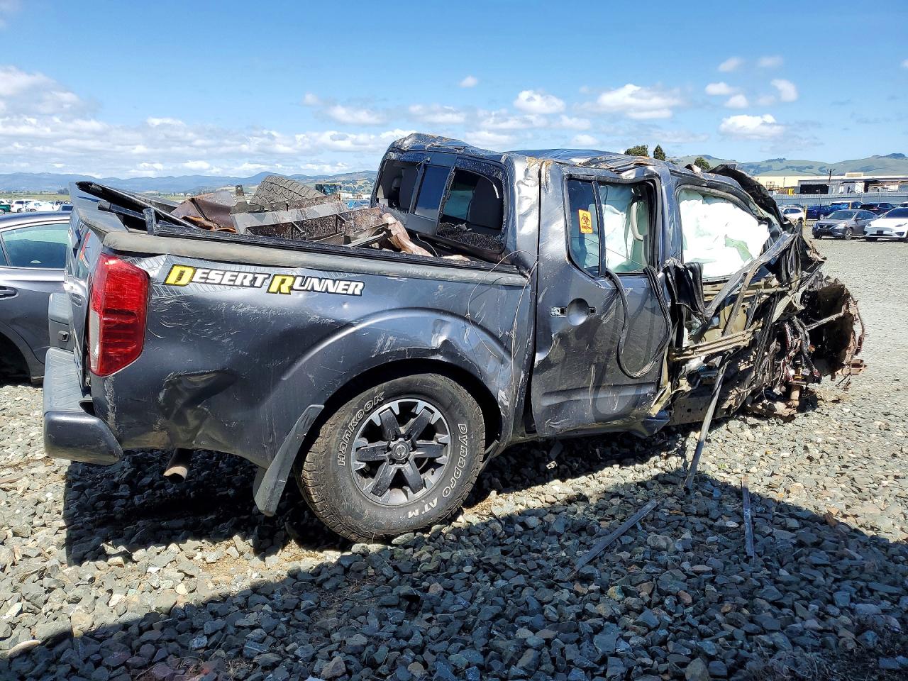 2019 NISSAN FRONTIER DESERT RUNNER photo 5