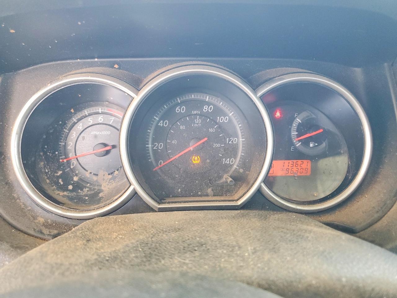 2012 NISSAN VERSA 1.8 S photo 17