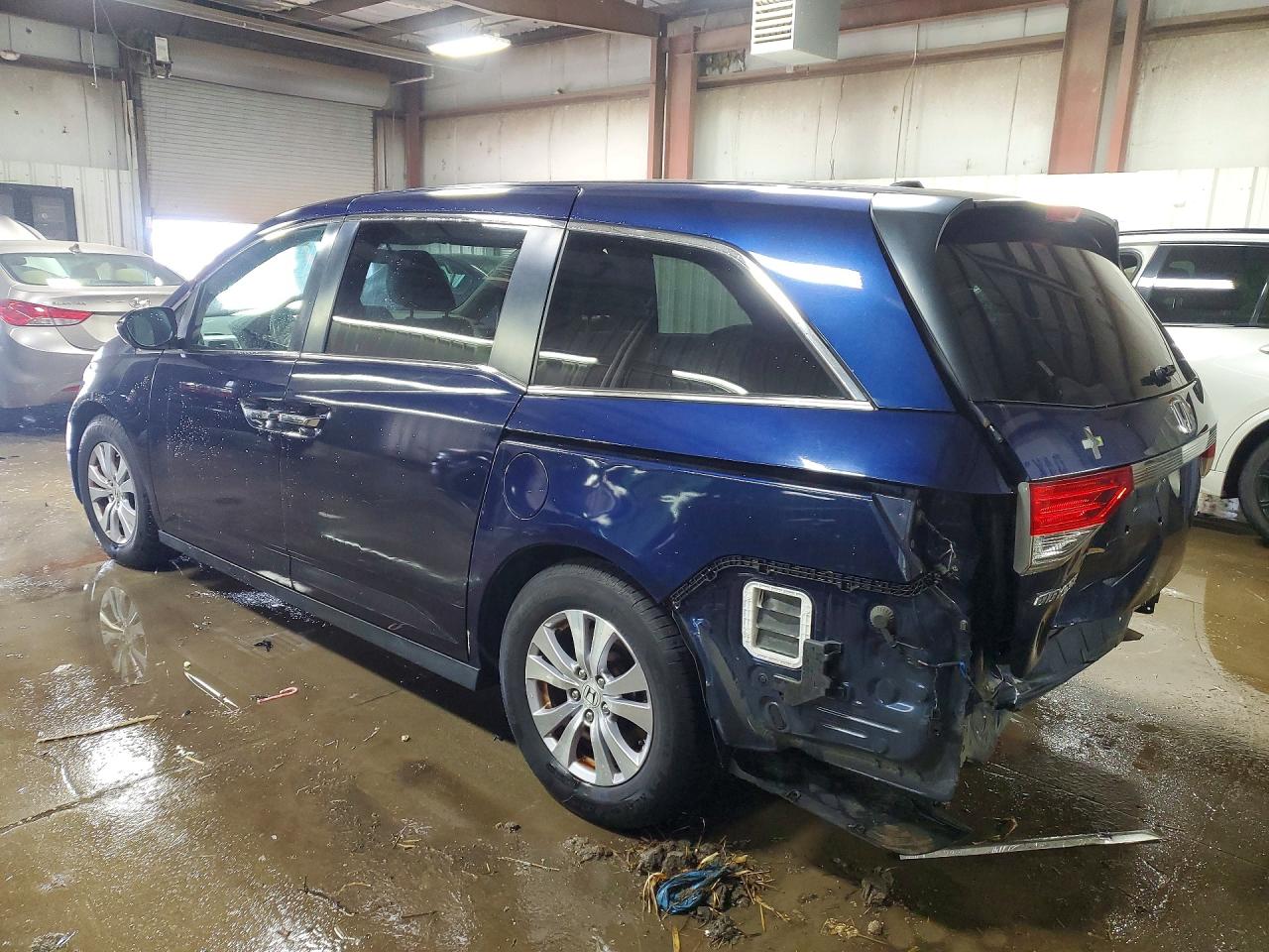 2016 HONDA ODYSSEY SE photo 4