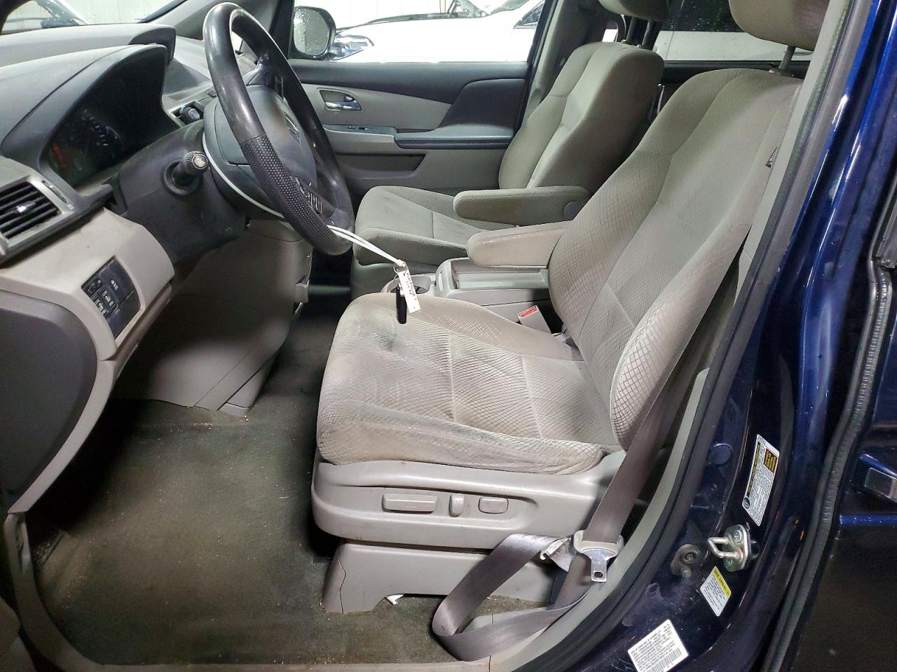 2016 HONDA ODYSSEY SE photo 19