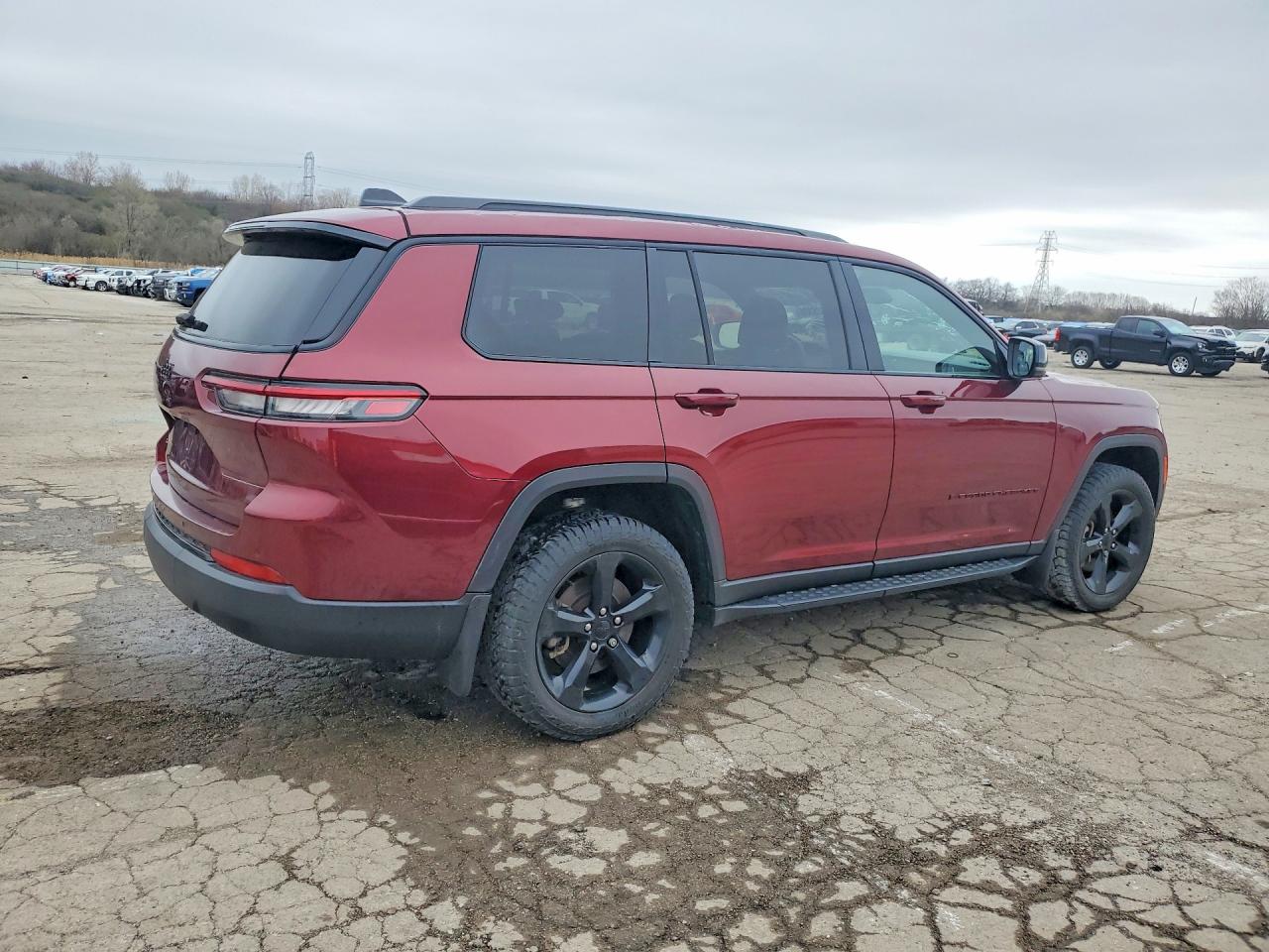 2022 JEEP GRAND CHEROKEE L LAREDO photo 5