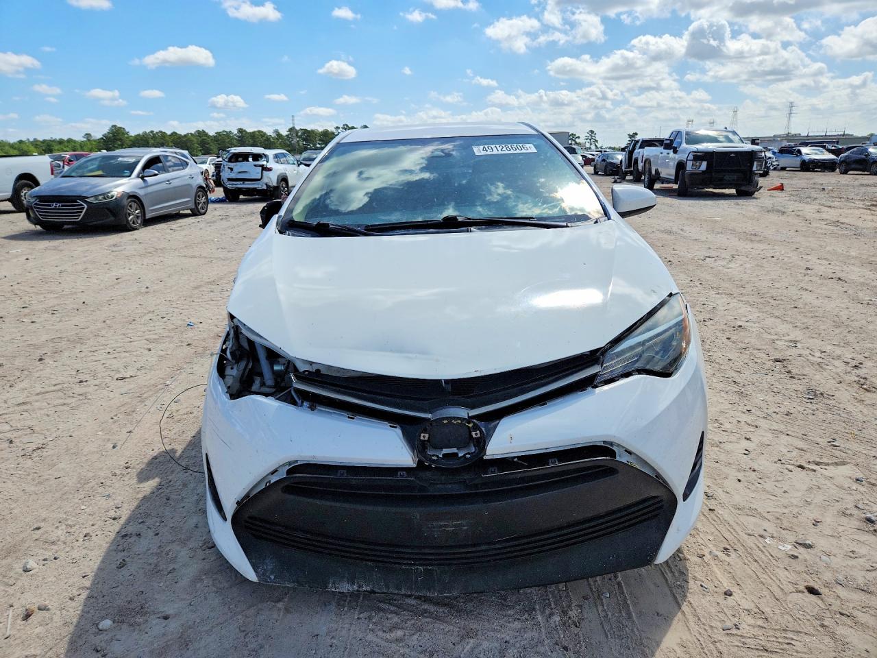 2019 TOYOTA COROLLA LE photo 9