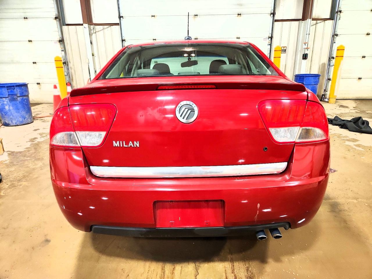 2010 MERCURY MILAN photo 6