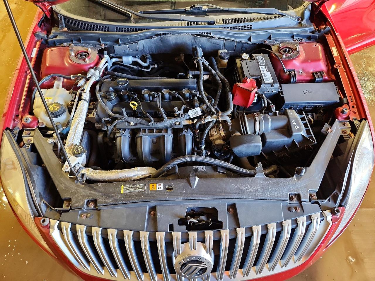 2010 MERCURY MILAN photo 11