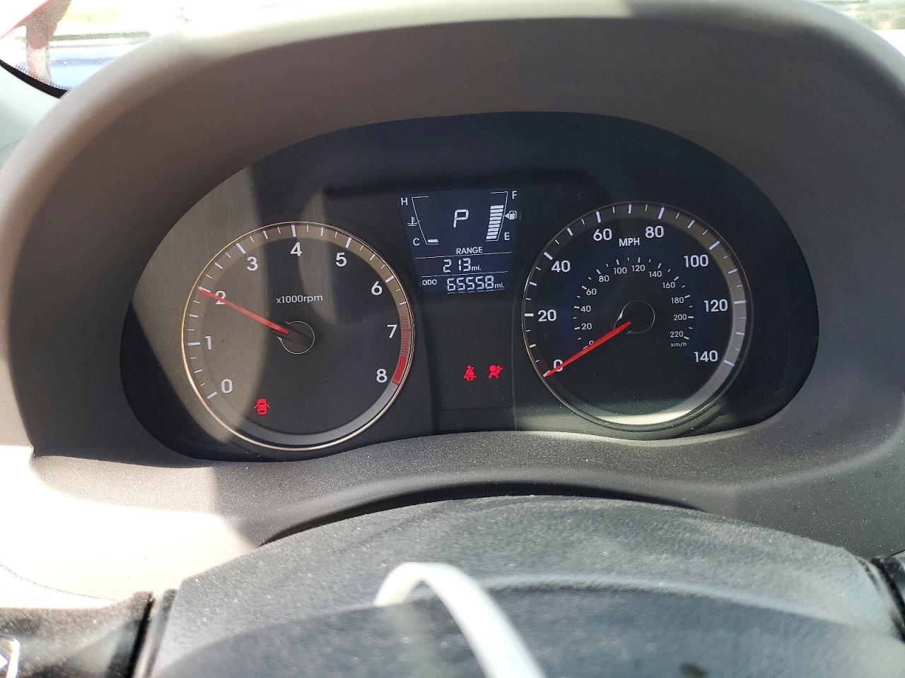 2012 HYUNDAI ACCENT GLS, GS photo 9