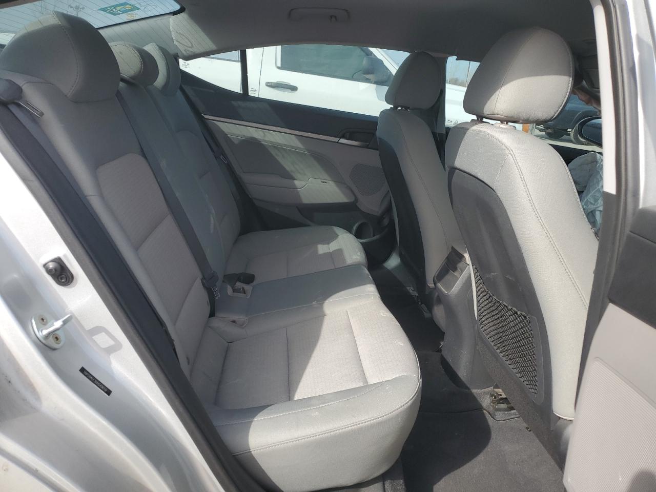 2017 HYUNDAI ELANTRA SE photo 10