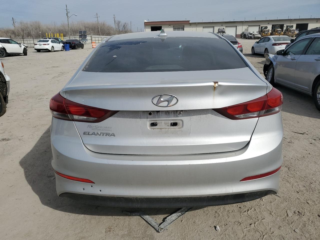 2017 HYUNDAI ELANTRA SE photo 6