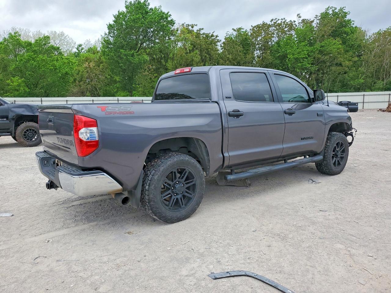 2018 TOYOTA TUNDRA SR5 photo 5