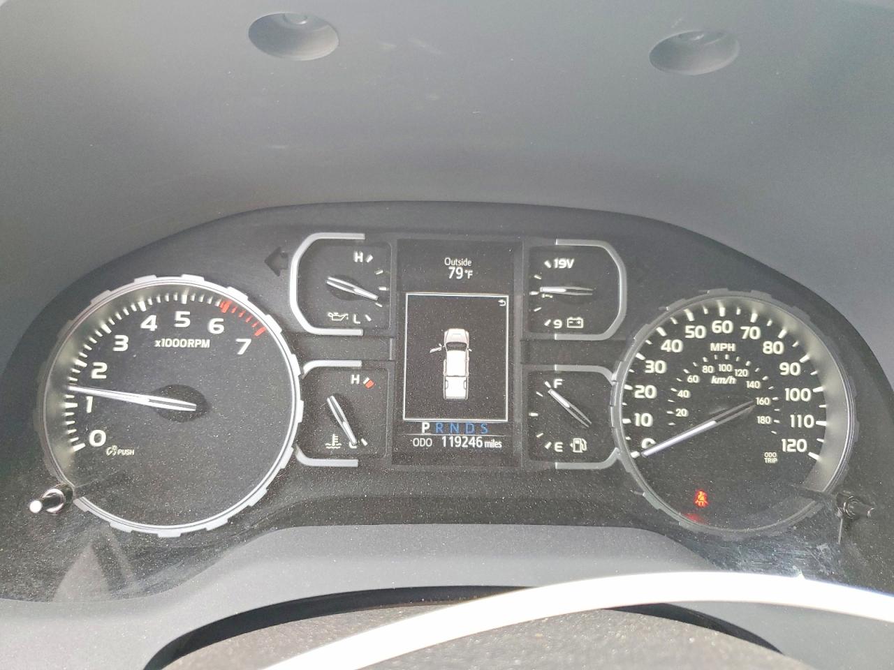 2018 TOYOTA TUNDRA SR5 photo 17