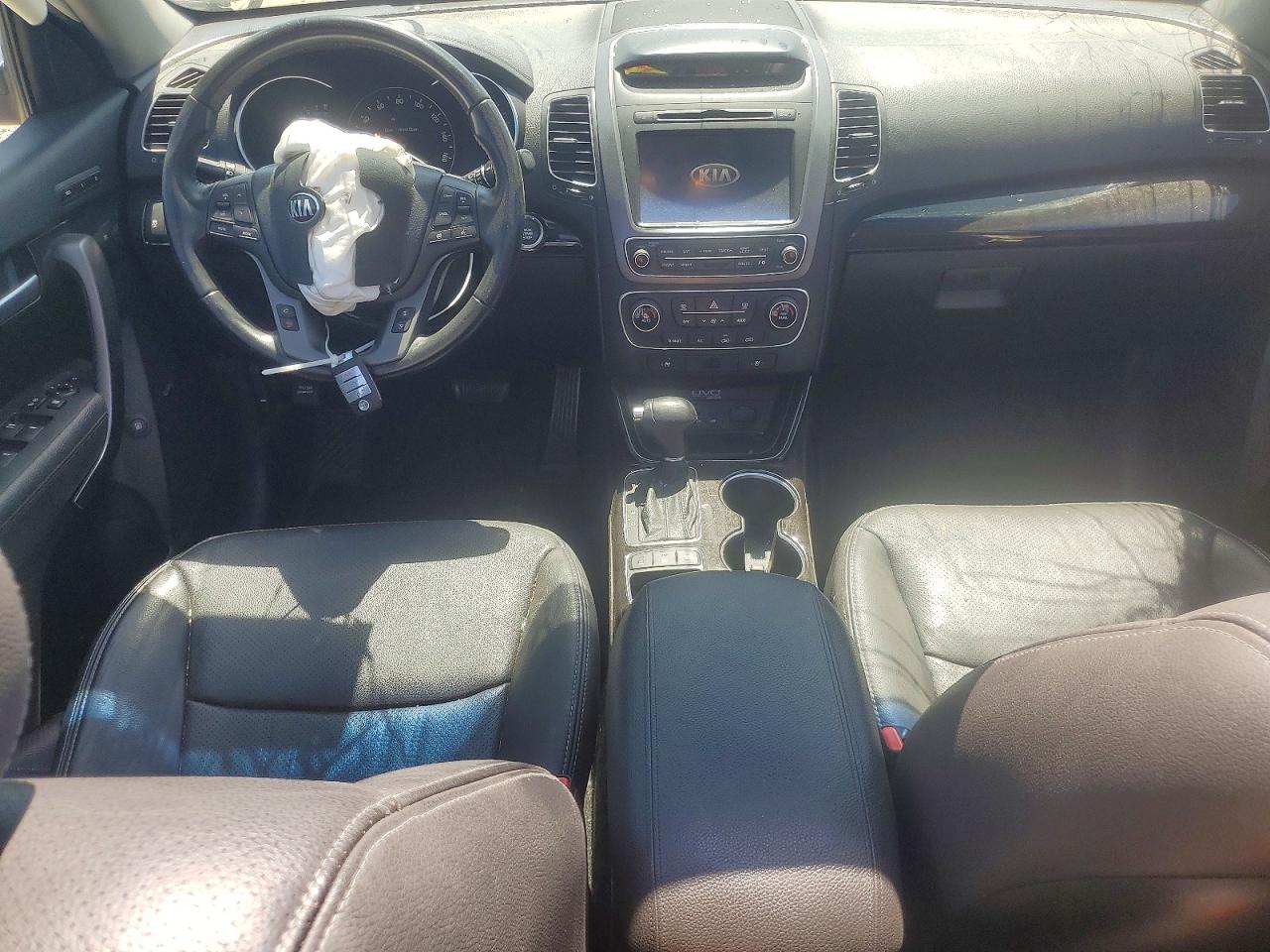 2014 KIA SORENTO SX photo 15