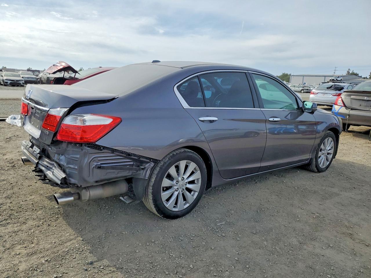 2015 HONDA ACCORD EXL photo 3