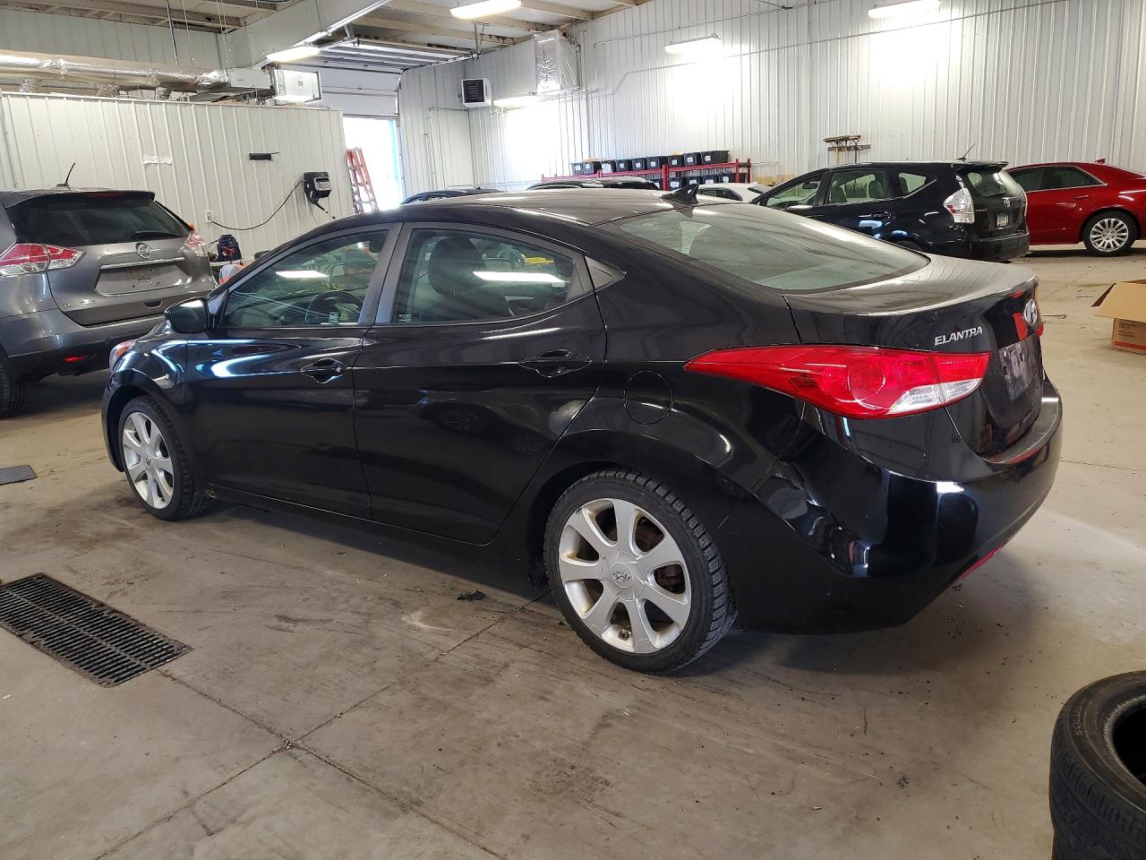 2013 HYUNDAI ELANTRA LIMITED photo 4