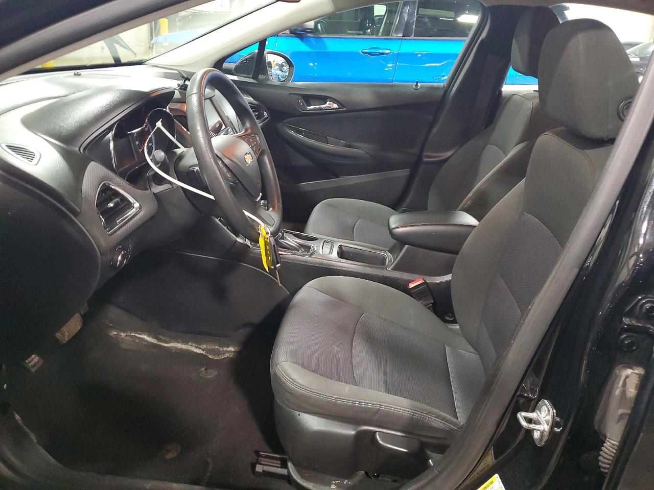 2017 CHEVROLET CRUZE LT photo 19