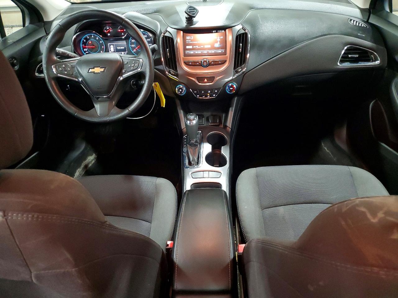 2017 CHEVROLET CRUZE LT photo 22