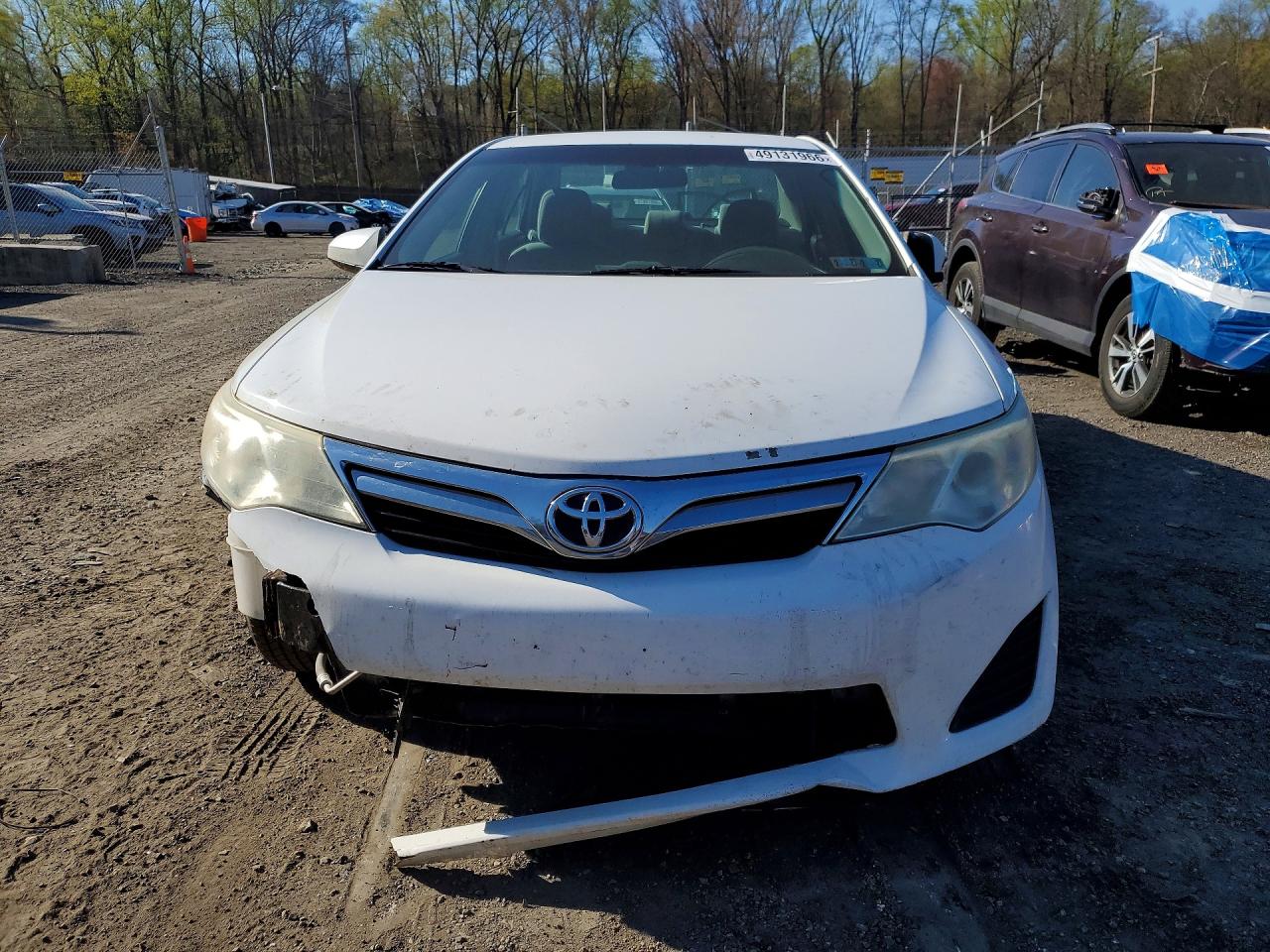 2014 TOYOTA CAMRY LE photo 5