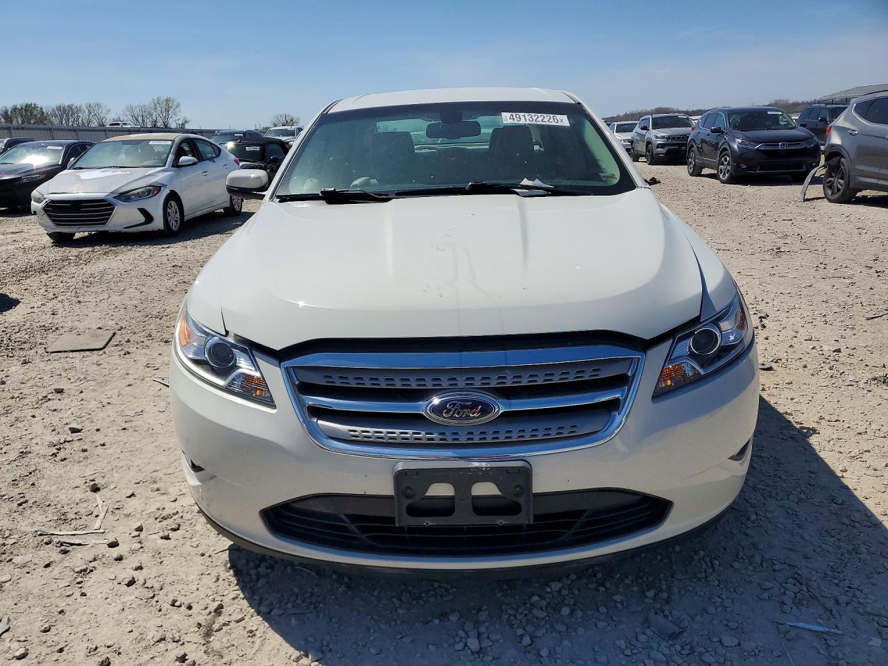 2010 FORD TAURUS SEL photo 13