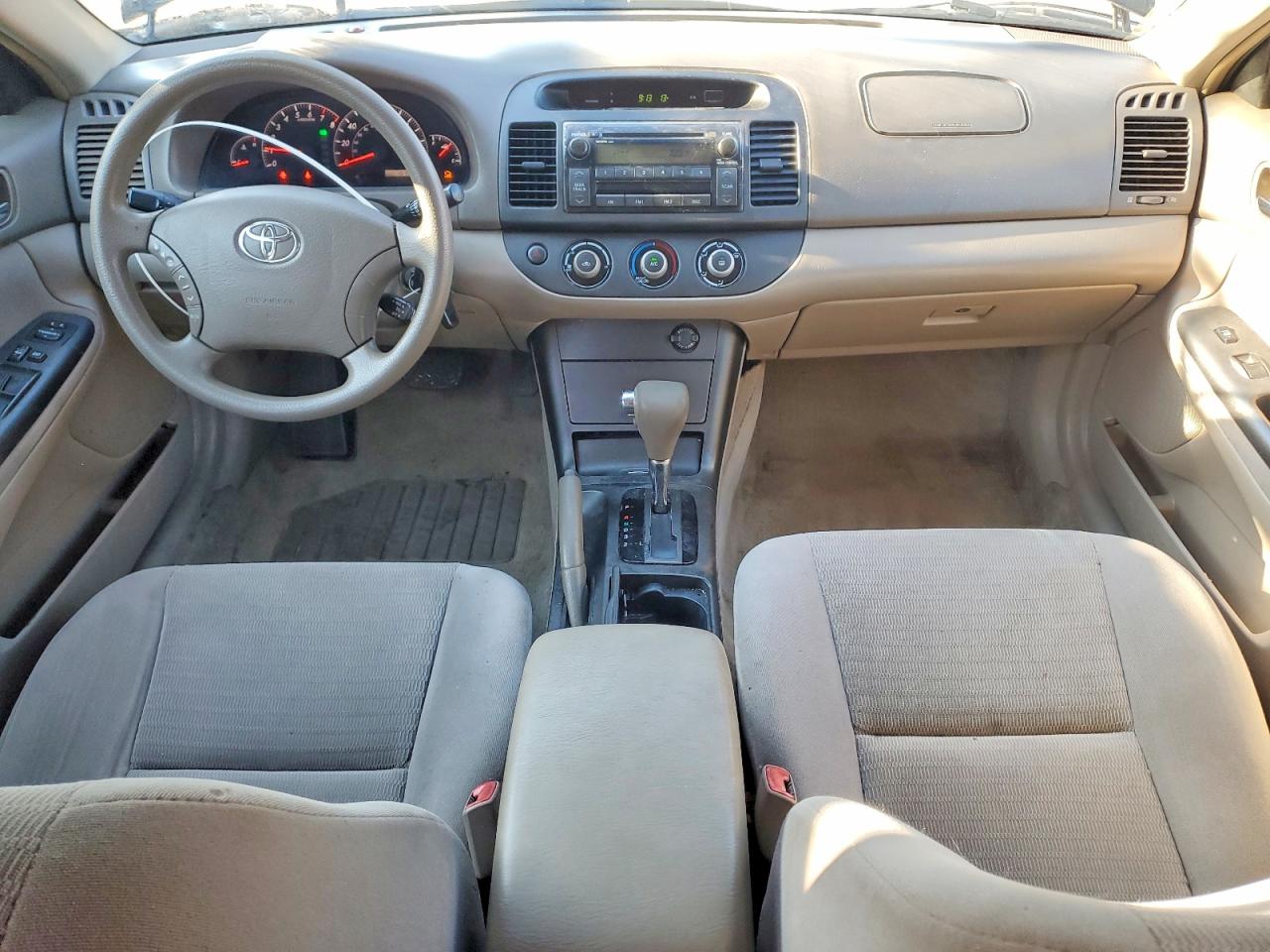 2005 TOYOTA CAMRY LE photo 22