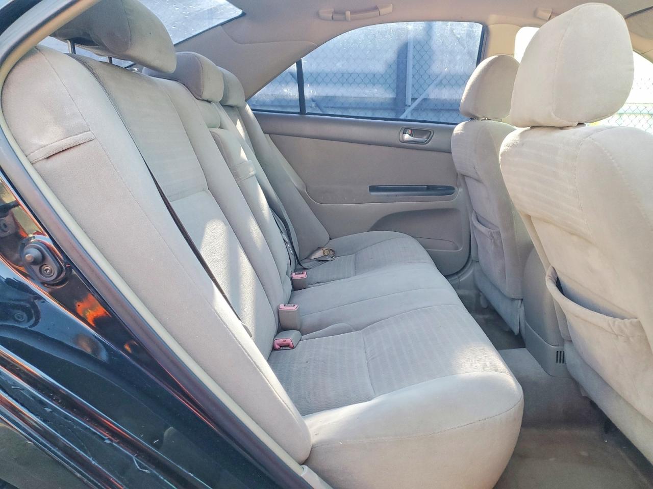 2005 TOYOTA CAMRY LE photo 28