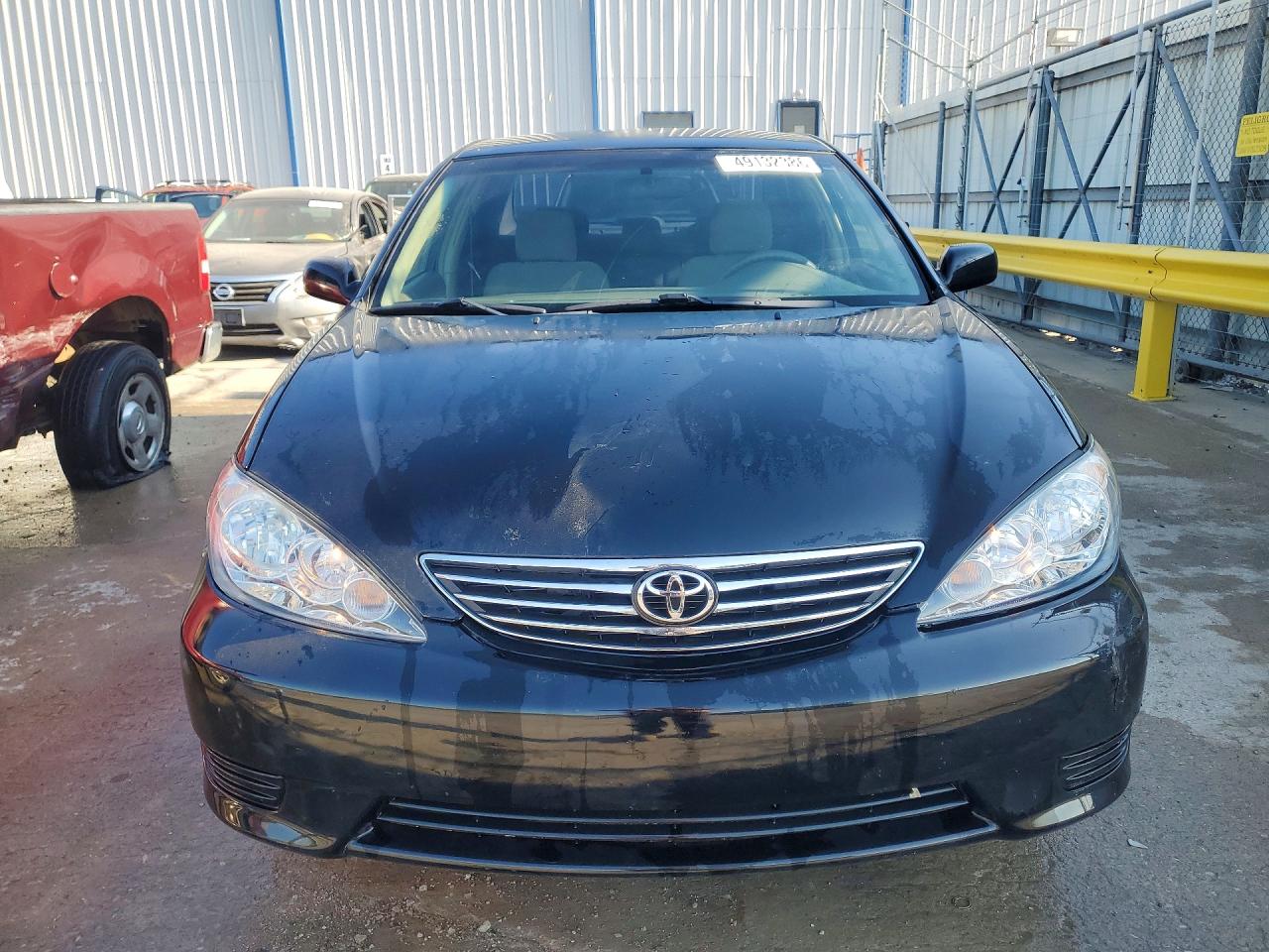 2005 TOYOTA CAMRY LE photo 13