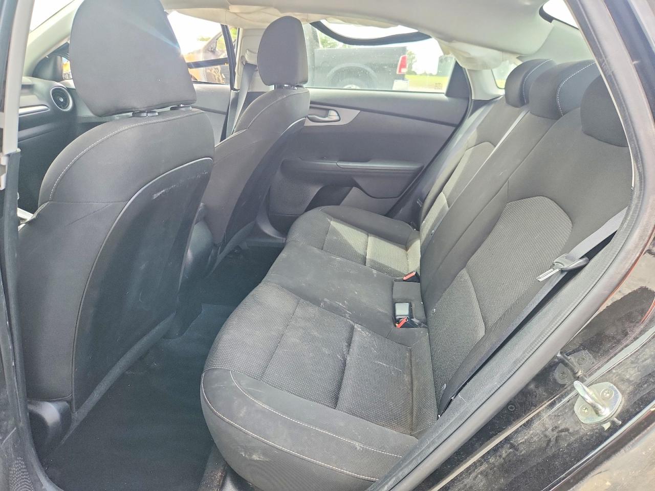 2020 KIA FORTE LXS photo 19