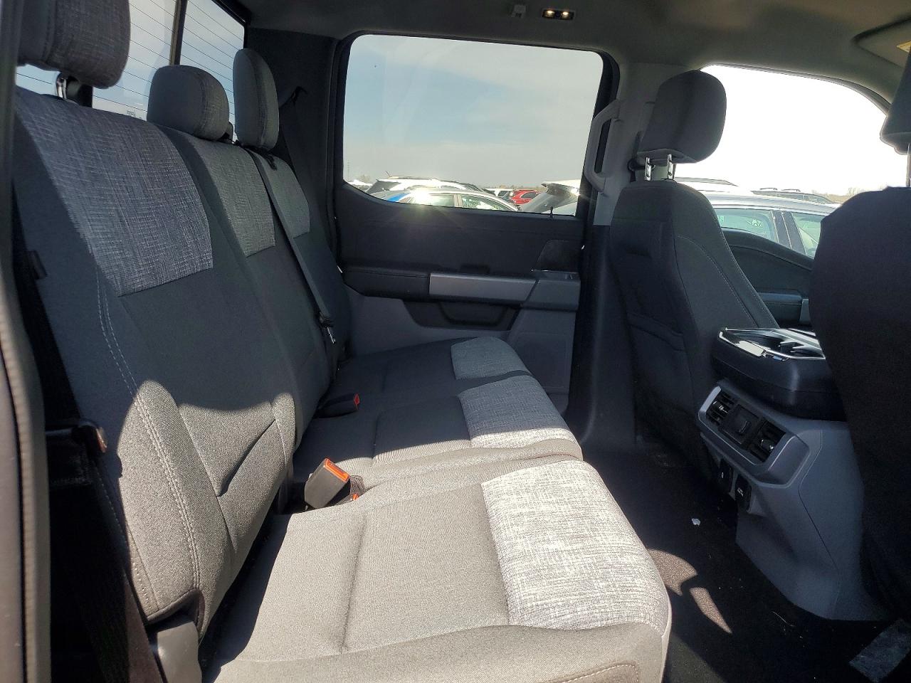 2023 FORD F150 SUPERCREW photo 28